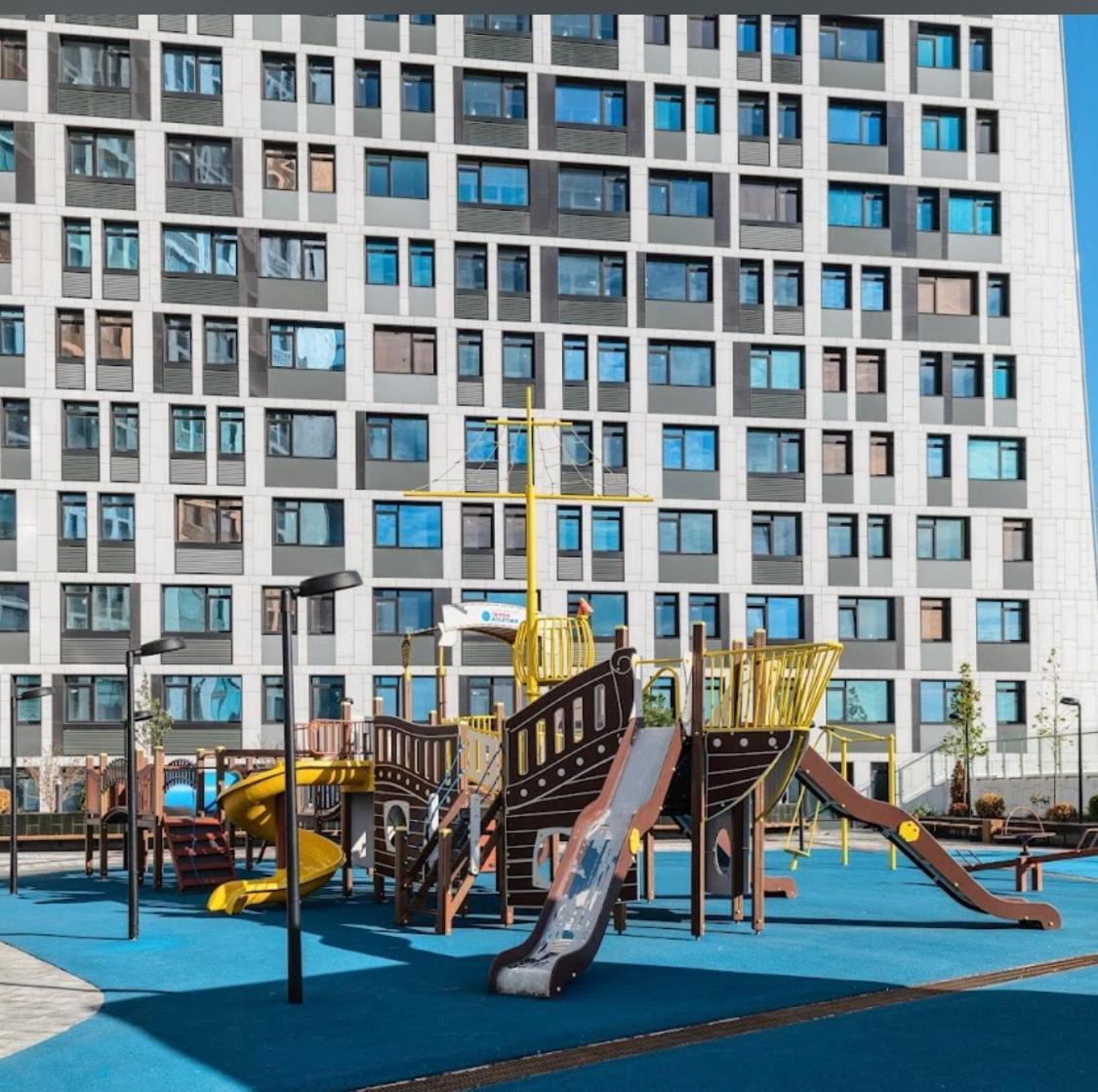 Manhattan City Apart View On The City- Parking Kiev Buitenkant foto